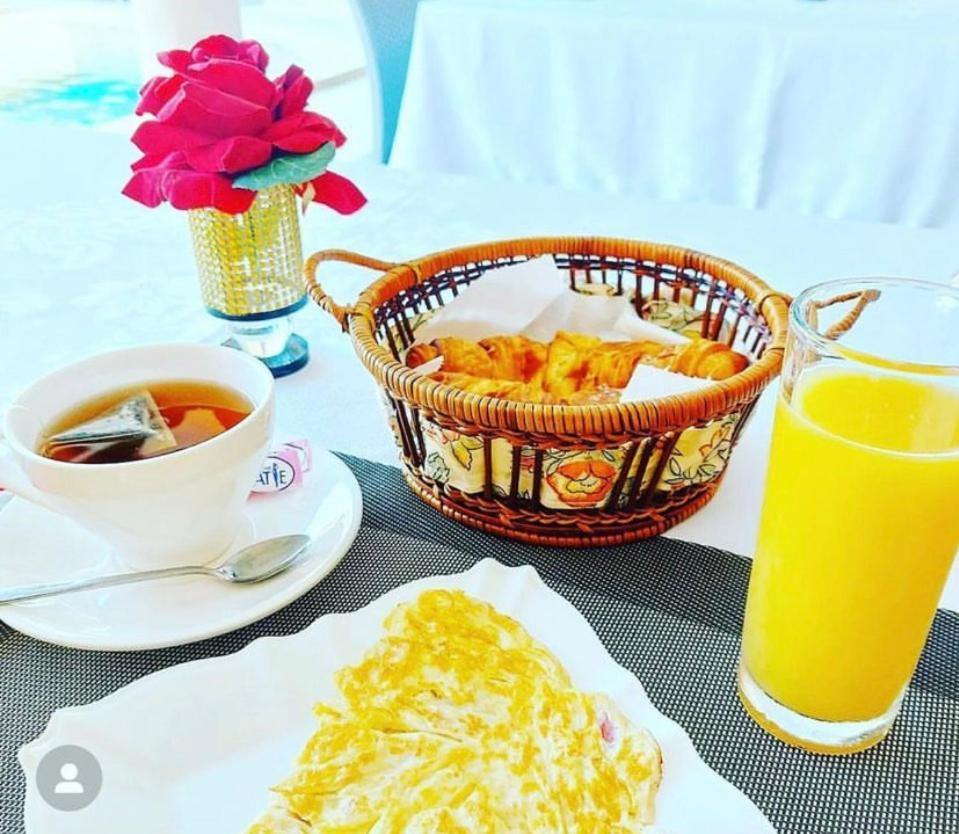 Residence Hoteliere Le Jomonia Libreville Buitenkant foto