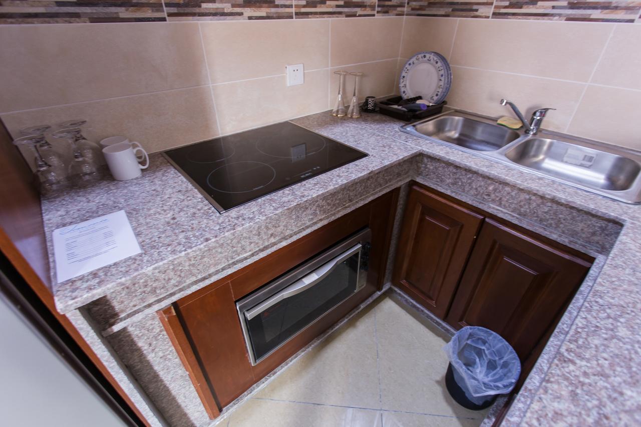 Residence Hoteliere Le Jomonia Libreville Buitenkant foto