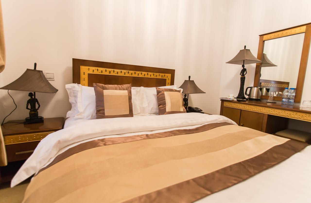 Residence Hoteliere Le Jomonia Libreville Buitenkant foto