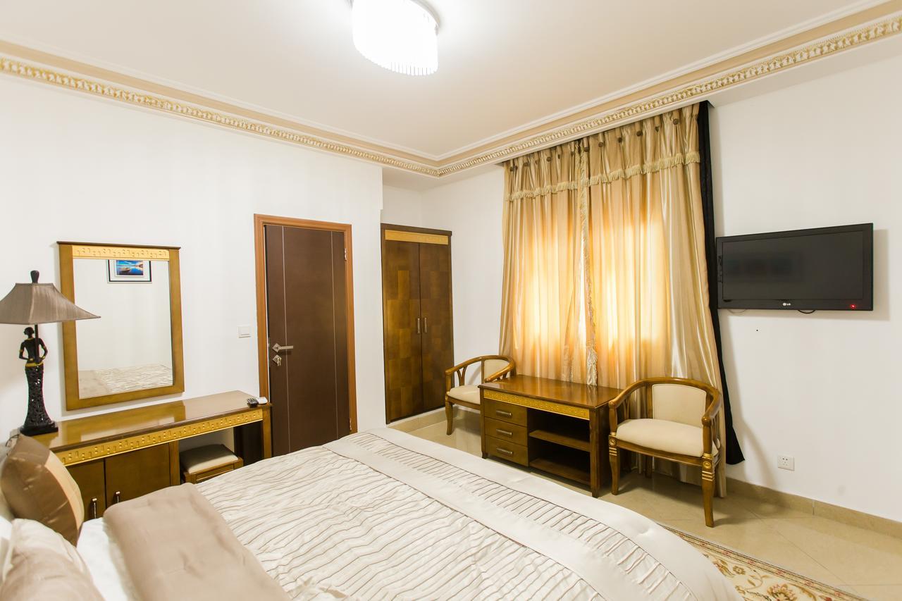 Residence Hoteliere Le Jomonia Libreville Buitenkant foto