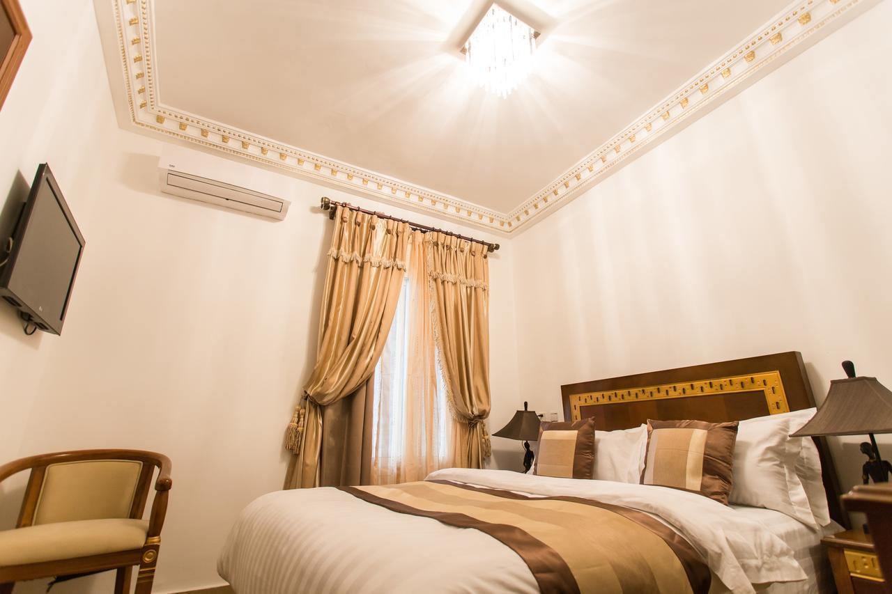 Residence Hoteliere Le Jomonia Libreville Buitenkant foto