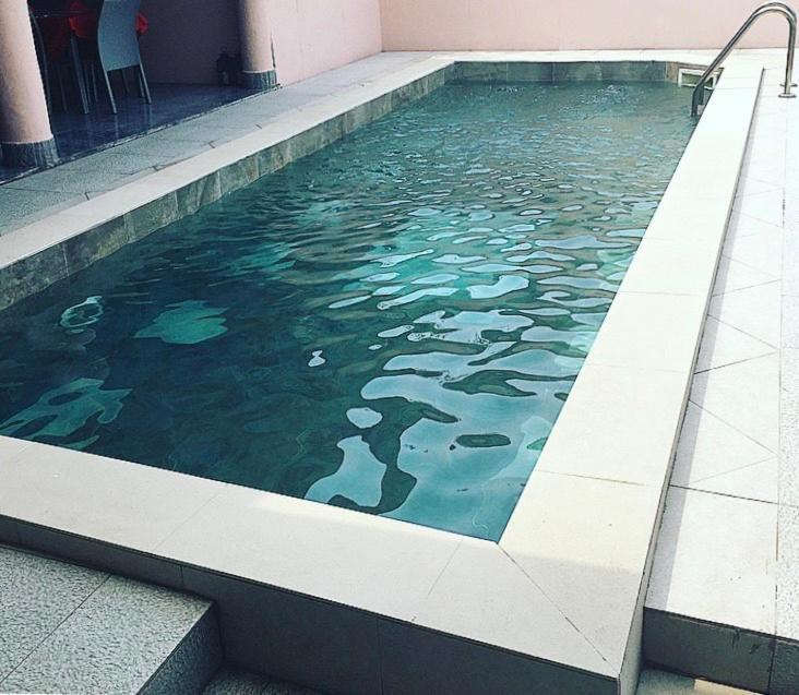 Residence Hoteliere Le Jomonia Libreville Buitenkant foto